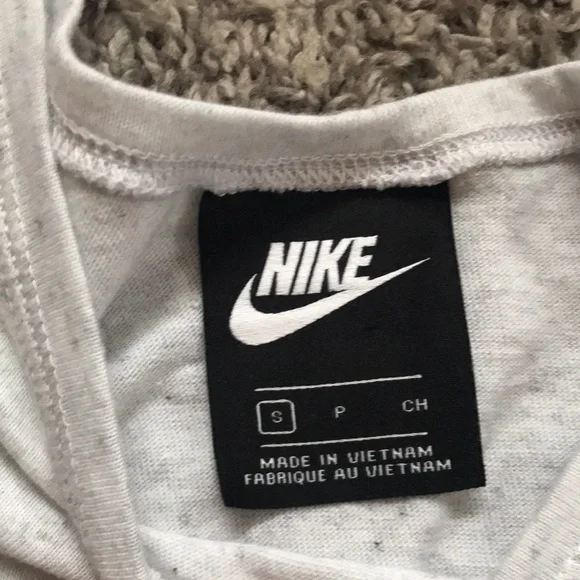 🐠Nike Women's Sportswear Tank Top - White and Blue Size Small | NWOT - Picture 3 of 3